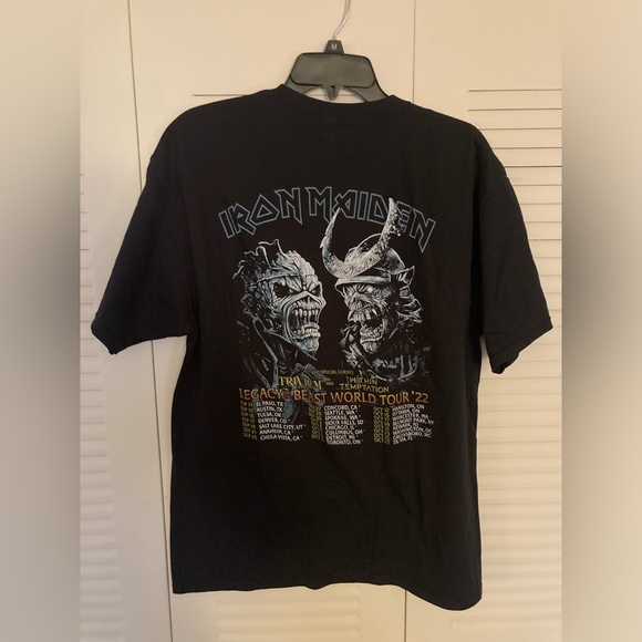 Iron Maiden Legacy of the Beast World Tour 22’ t shirt size large - Picture 5 of 7